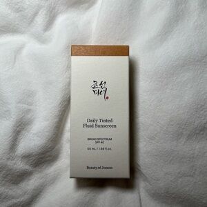Beauty of Joseon Daily Tinted Fluid Mineral Sunscreen Medium Shade MY220